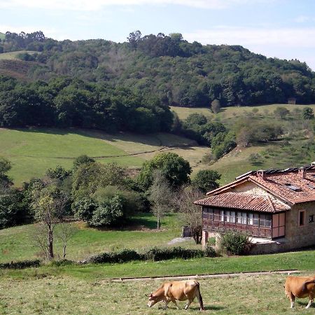 Turismo Rural El Sidron Pensionat Piloña Eksteriør billede