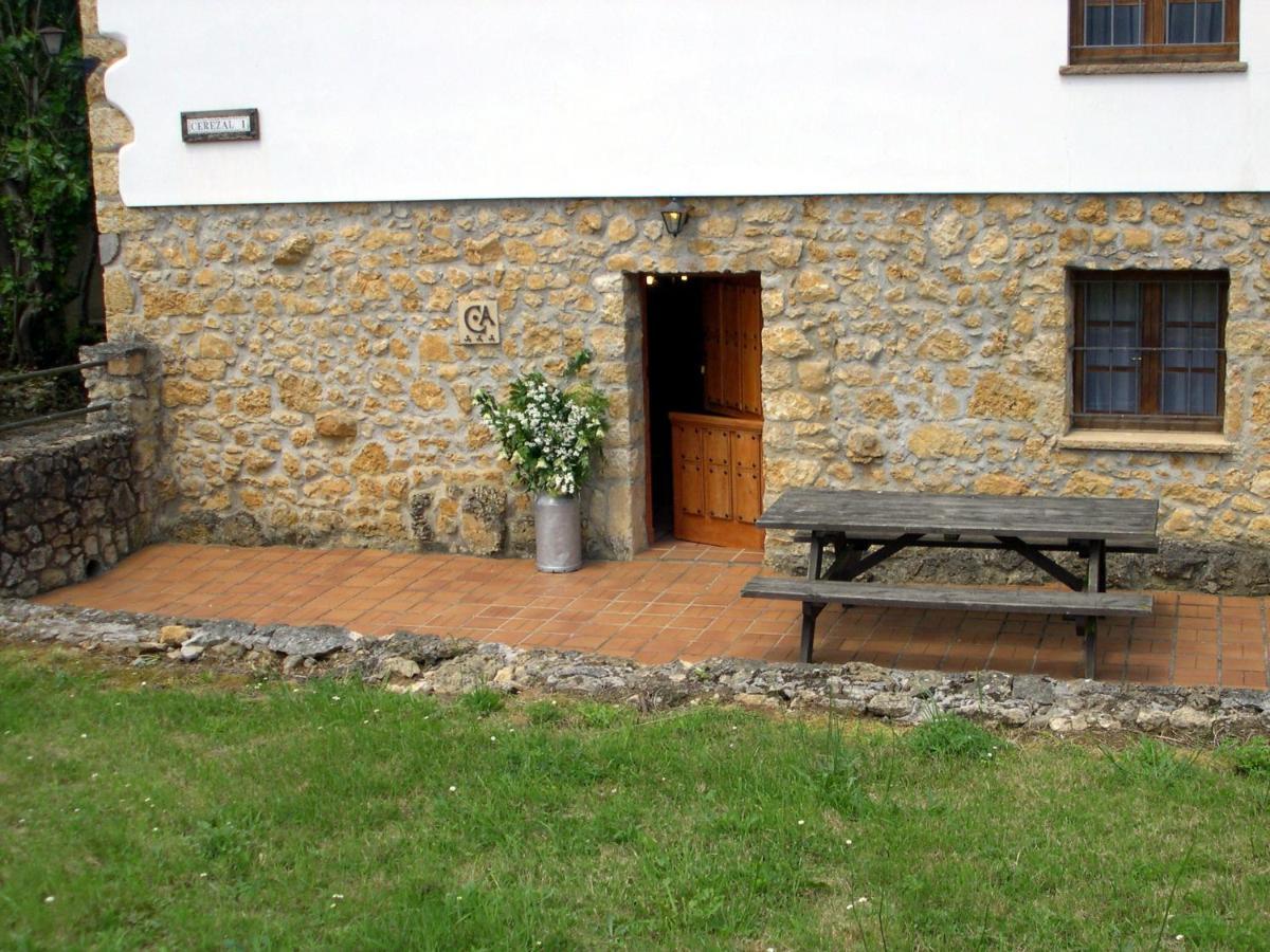 Turismo Rural El Sidron Pensionat Piloña Eksteriør billede